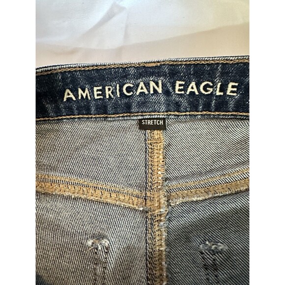 American Eagle Shorts High Rise Mom  Short Jean Distressed Dark Wash Sz 4 - Picture 7 of 8